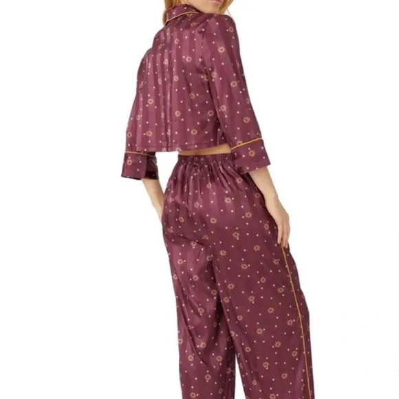 💗Free People. Pajama party print Set Intimates and sleepwear. Color: wine combo